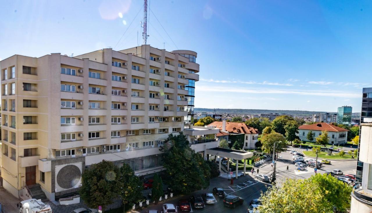 Апартаменты Apartament Centru - Cec Крайова Экстерьер фото