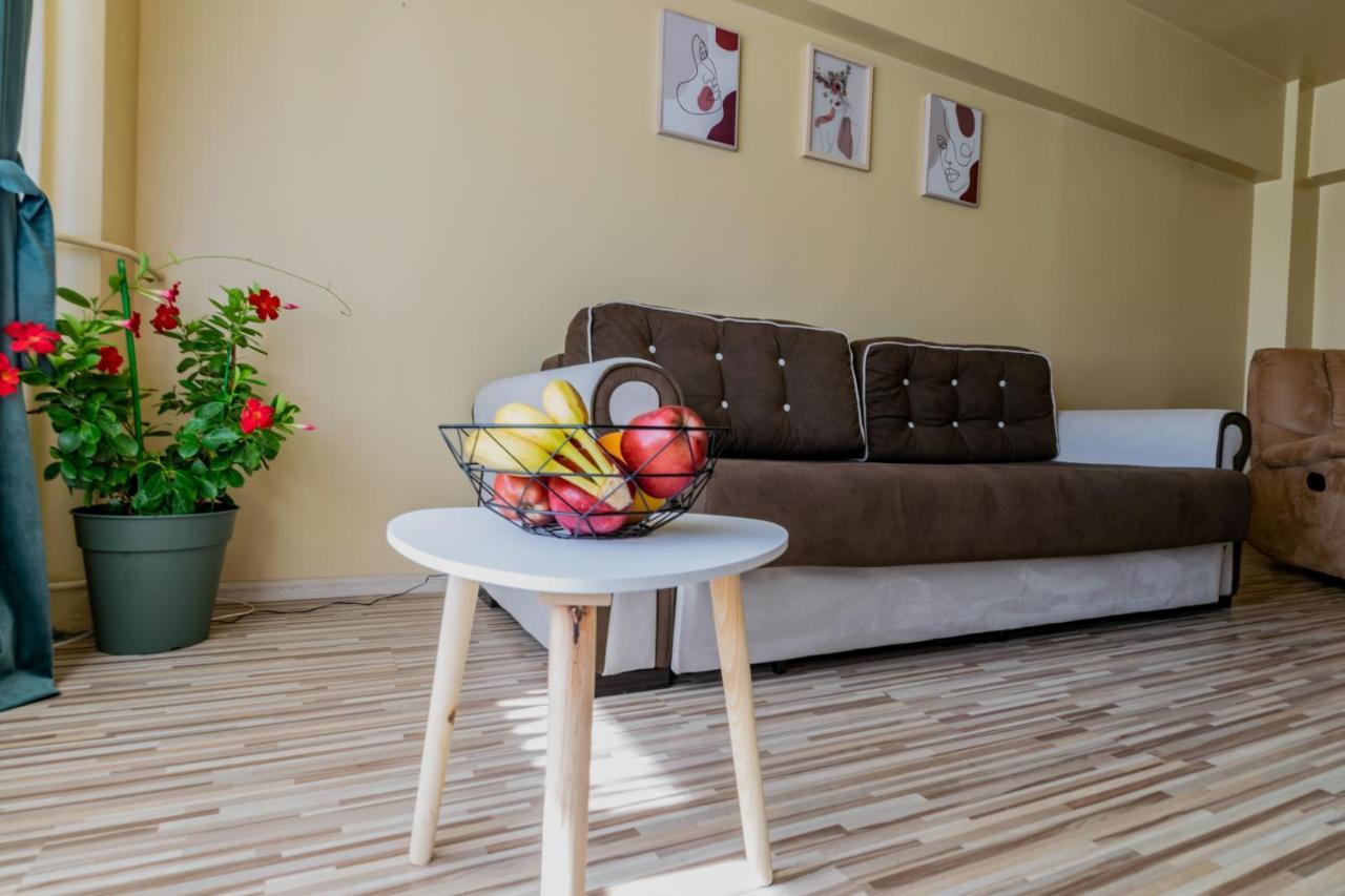 Апартаменты Apartament Centru - Cec Крайова Экстерьер фото